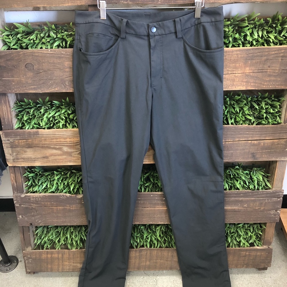 Lululemon Men’s ABC Work Casual Stretch Pants